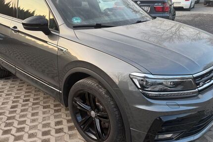 VW Tiguan 109.800 km 25.800 &euro; Hönow 15366
