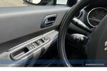 Peugeot 5008 Allure*HU-D*Pano*R-Cam*LED-T*Video*SHZ* 119.822 km 9.990 &euro; Berlin 13187
