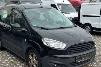 Ford Transit Courier 138.000 km 7.850 &euro; Berlin 12357