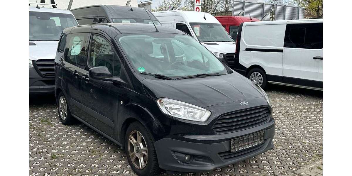 Ford Transit Courier 138.000 km 7.850 &euro; Berlin 12357