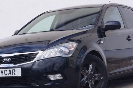 Kia ceed / Ceed 114.256 km 5.499 &euro; Berlin 13051