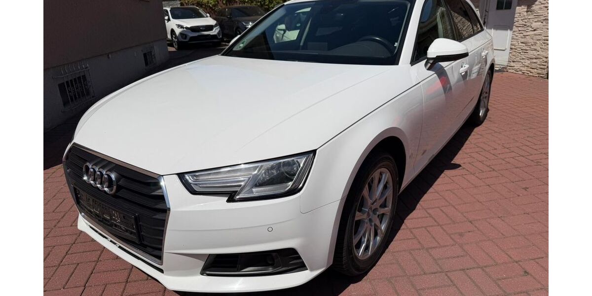 Audi A4 231.000 km 12.900 &euro; Berlin 12355