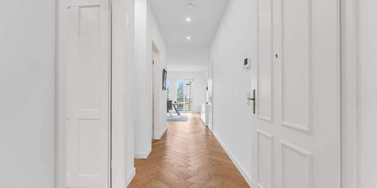 Etagenwohnung Potsdam Berliner Vorstadt - 3 Zimmer, 77 m&sup2;, 2.150&euro; | Angebot:24737860