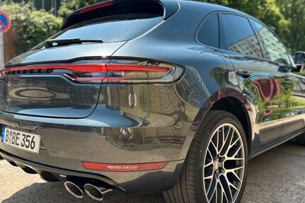 Porsche Macan 77.500 km 45.900 € Berlin 12459