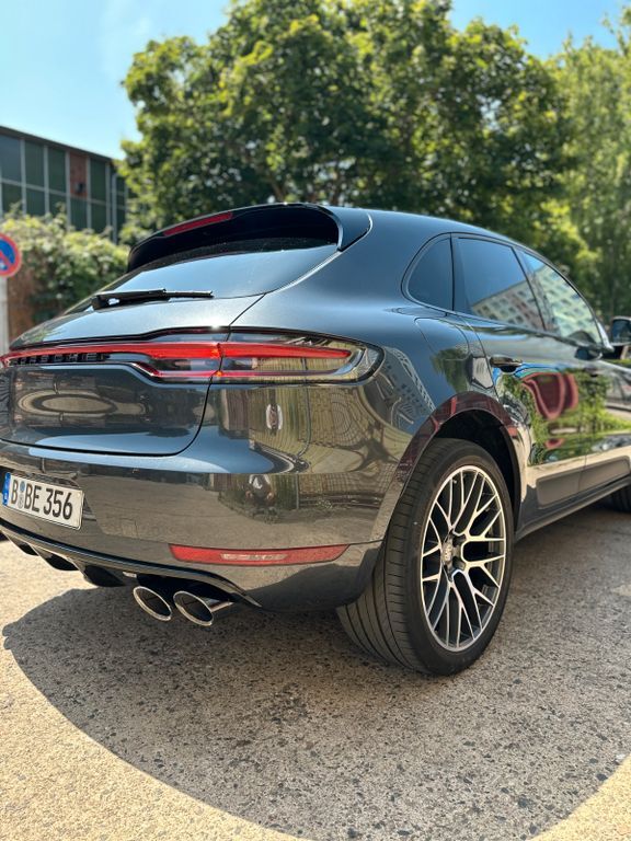 Porsche Macan 77.500 km 46.900 € Berlin 12459