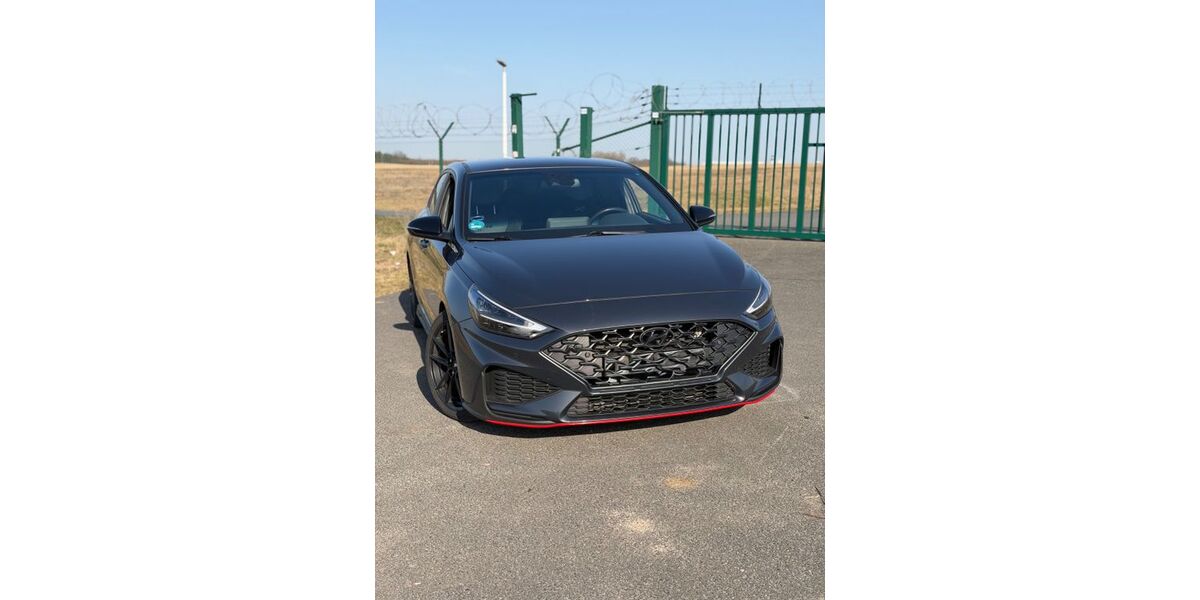 Hyundai i30 109.000 km 23.500 &euro; Blankenfelde 15827