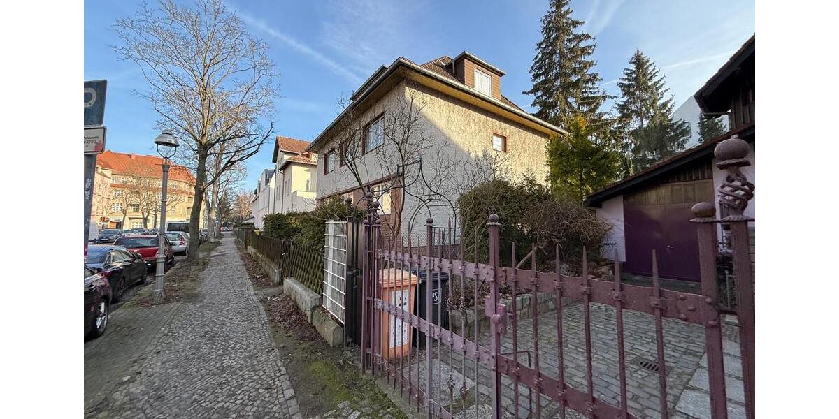 Etagenwohnung Berlin Reinickendorf - 4 Zimmer, 110 m&sup2;, 2.350&euro; | Angebot:26476366