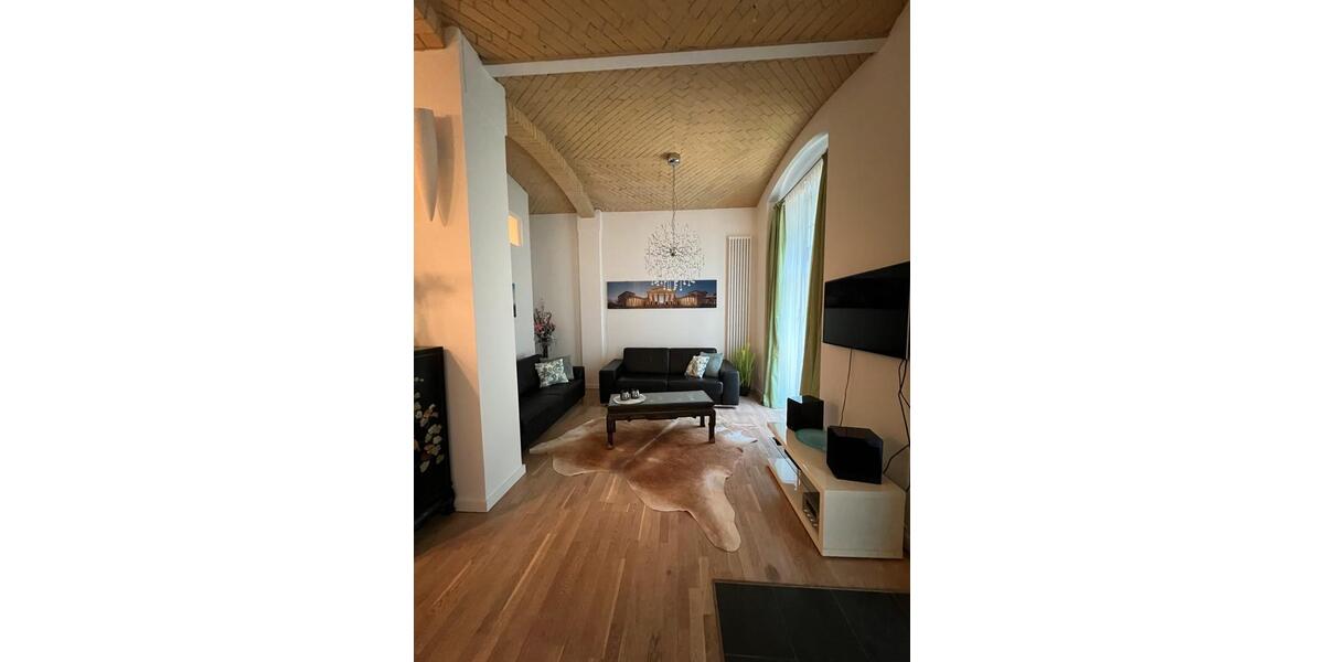 Erdgeschoßwohnung Berlin Mitte - 2 Zimmer, 62 m&sup2;, 1.530&euro; | Angebot:25999104