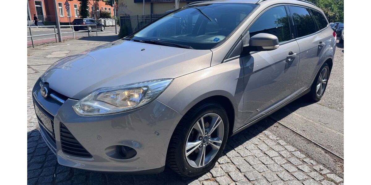 Ford Focus 140.000 km 4.990 &euro; Berlin - Tempelhof 12107