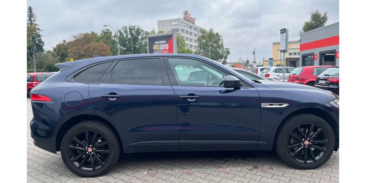 Jaguar F-Pace 151.000 km 16.550 &euro; Berlin 12627