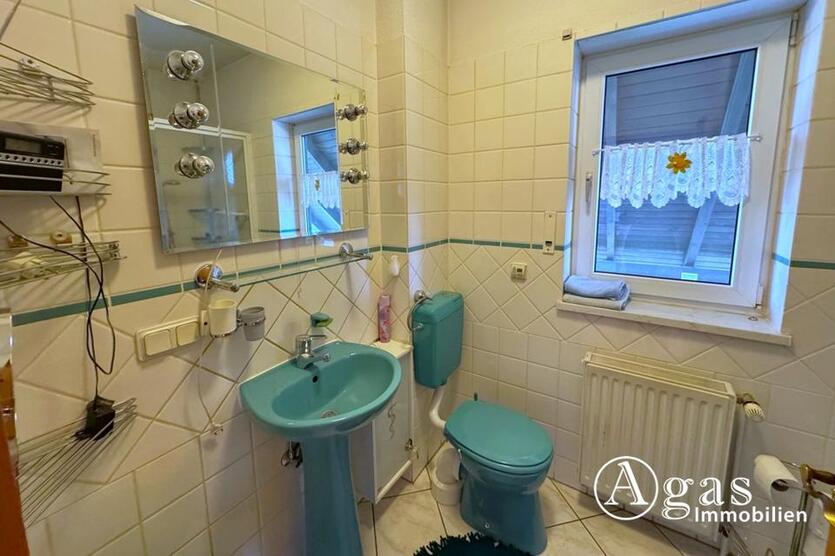 möbliertes Einfamilienhaus mit ca. 180 m² Wohnfläche, 6 Zimmern und Pool in Ahrensfelde zimmer