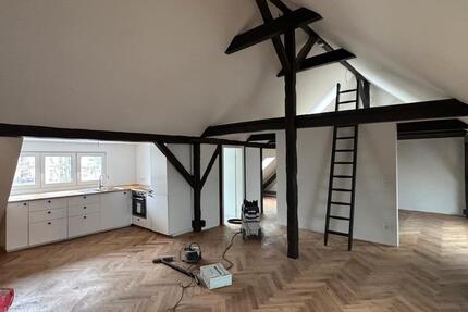 Wohnung Berlin Lichtenberg - 2 Zimmer, 70 m&sup2;, 1.100&euro; | Angebot:25286097