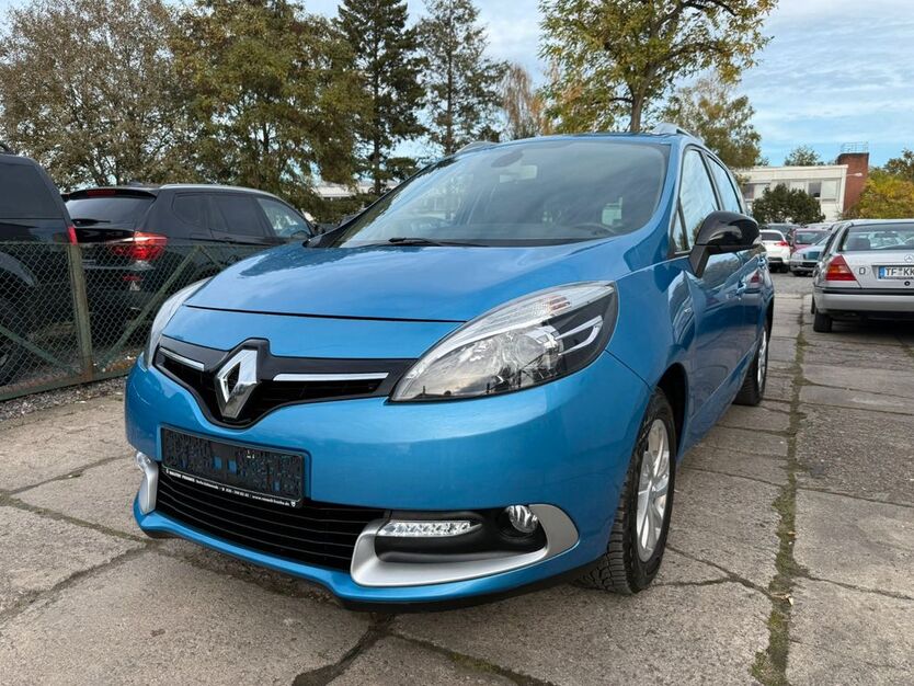 Renault Scenic 99.000 km 7.400 € Berlin 12277