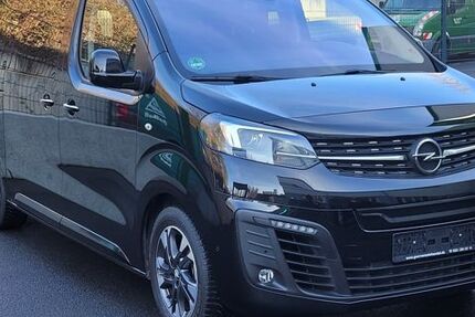 Opel Zafira Life 8.175 km 29.900 &euro; Berlin 10787