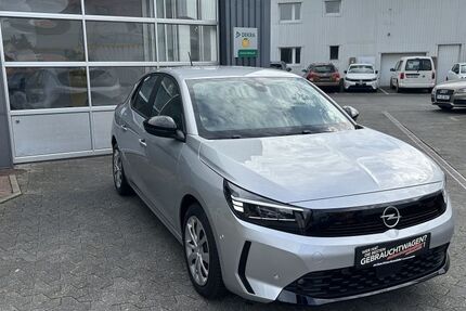 Opel Corsa 1.589 km 18.490 € Potsdam 14482