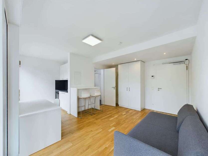Wohnung zum Mieten in Berlin 985 € 28 m²
