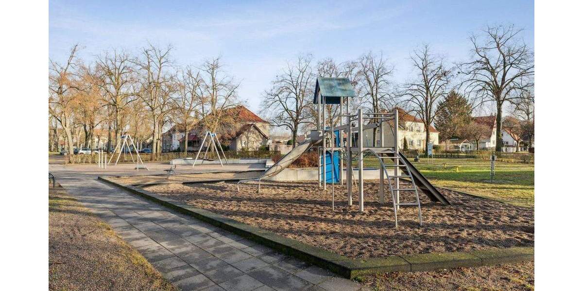 Reihenmittelhaus Hennigsdorf - 5 Zimmer, 127 m&sup2;, 395.000&euro; | Angebot:25783622