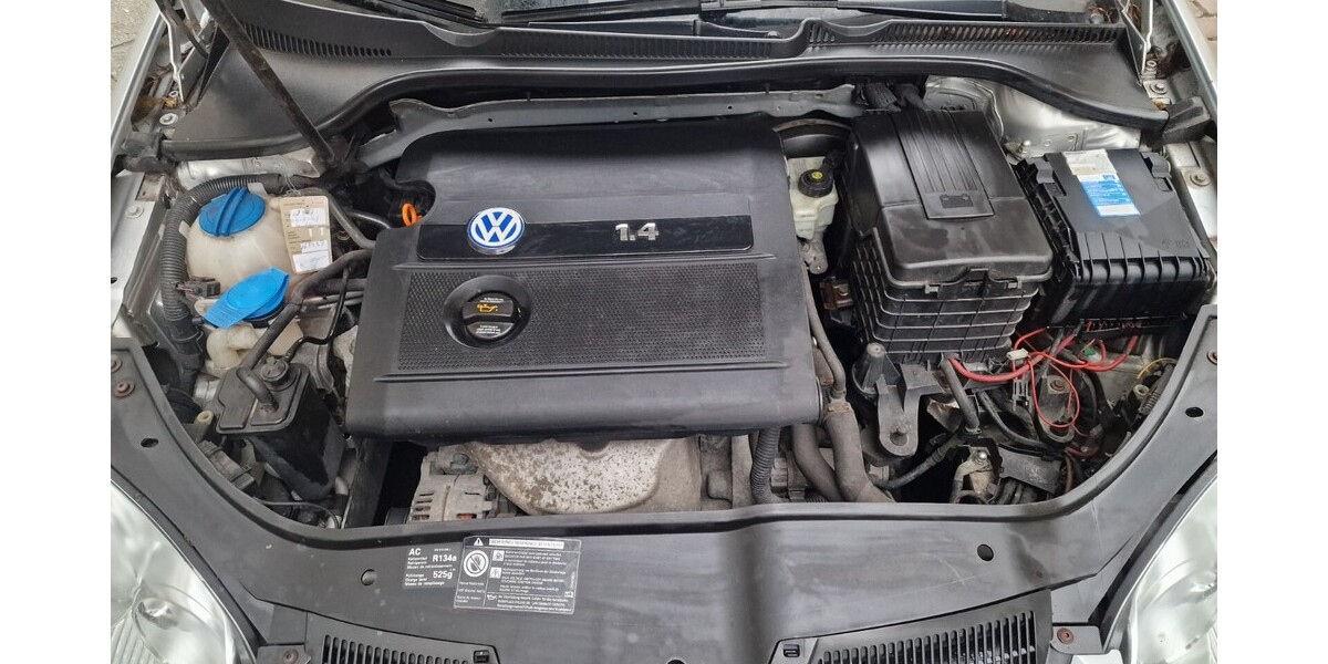 VW Golf V 122.000 km 5.000 &euro; Berlin 10178