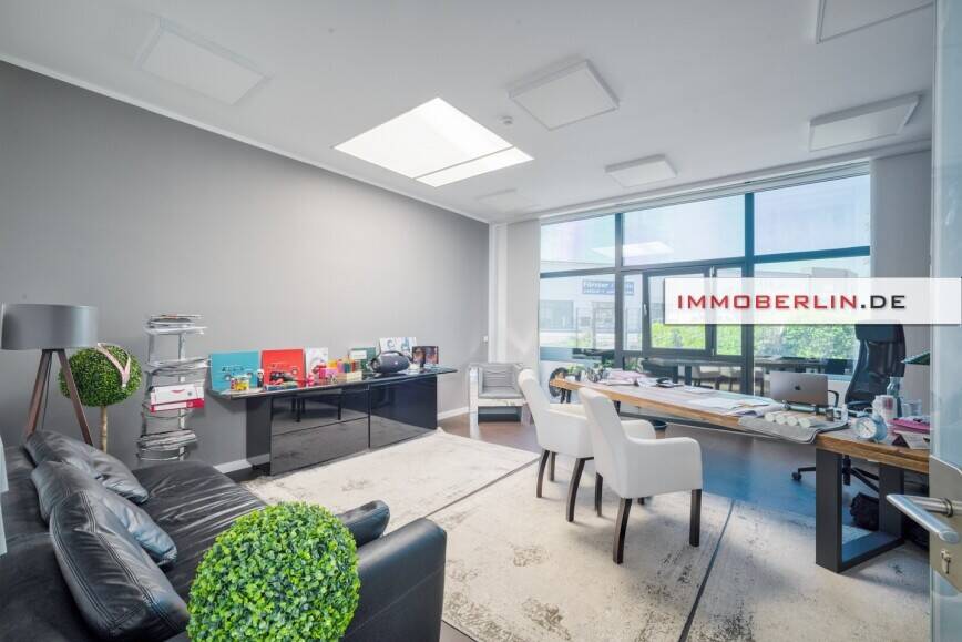 Gewerbeobjekt Ludwigsfelde Löwenbruch - 1 Zimmer, 839 m&sup2;, 1.570.000&euro; | Angebot:26470699