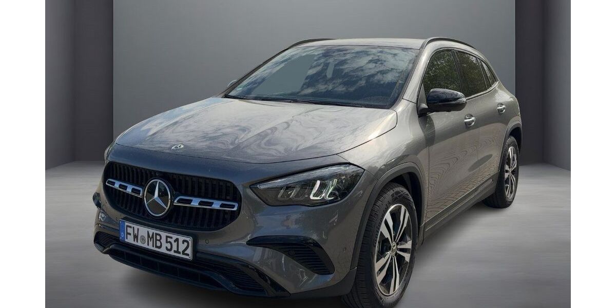 Mercedes-Benz GLA 180 6.000 km 41.770 &euro; Erkner 15537