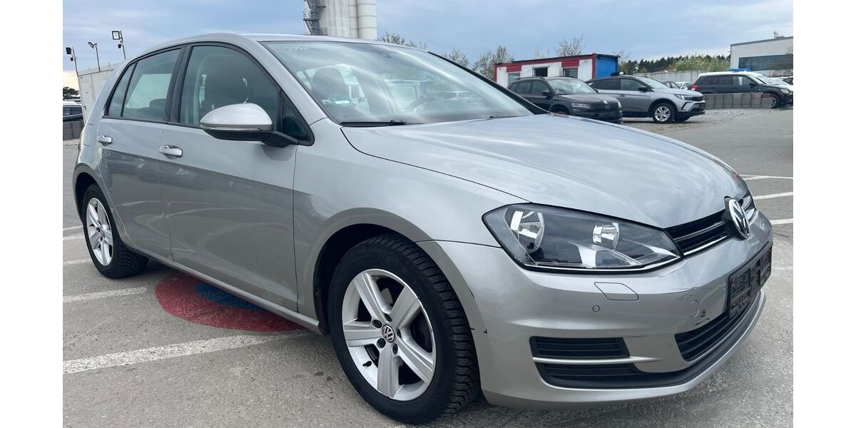 VW Golf 199.000 km 6.899 &euro; Mittenwalde 15749