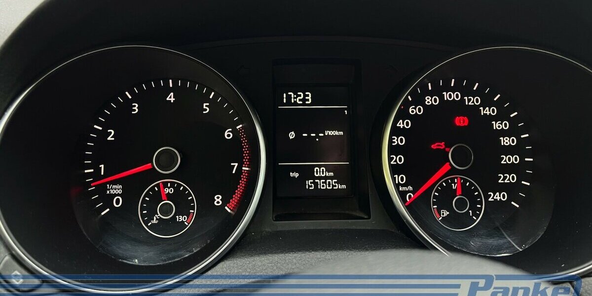 VW Golf Trendline 1.4*2Hand*8Reifen*Klima*Zahnriem 157.606 km 4.990 &euro; Berlin 13187