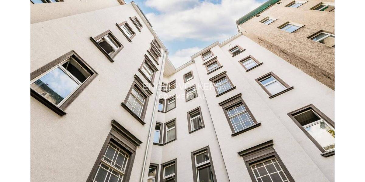 Wohn- und Geschäftshaus in charmanter Ecklage im beliebten Bergmannkiez zimmer