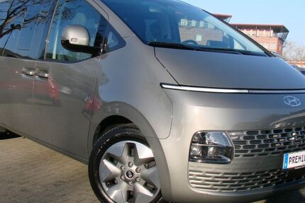 Hyundai STARIA 24.308 km 36.980 &euro; Falkensee 14612
