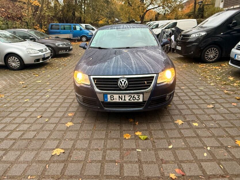 VW Passat 252.315 km 4.900 € Berlin 13359