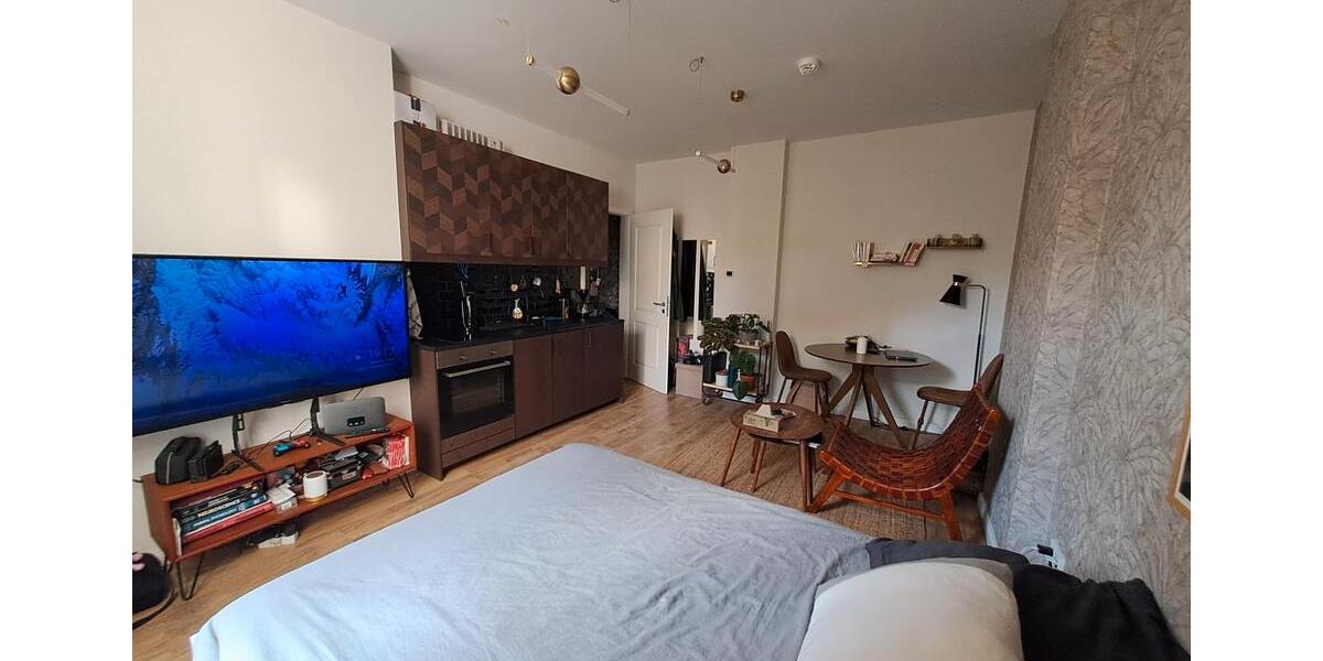 Etagenwohnung Berlin Neukölln - 1 Zimmer, 32 m&sup2;, 1.050&euro; | Angebot:26655902
