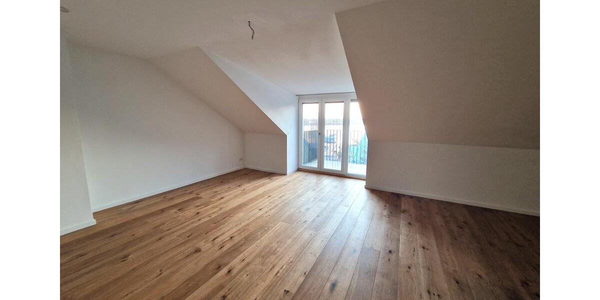 Dachgeschoßwohnung Berlin Reinickendorf - 2 Zimmer, 48 m&sup2;, 1.274&euro; | Angebot:25951089
