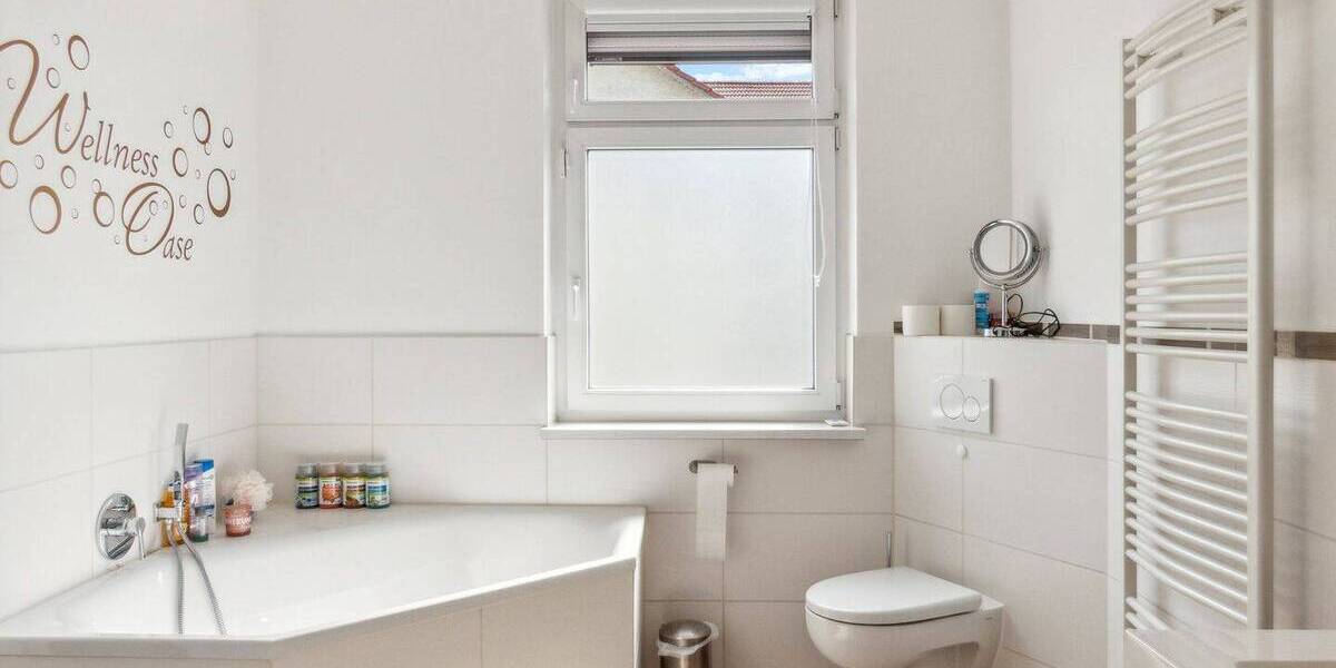 Großzügiges Stadthaus mit Gartenidylle & Pool - Raum für Familie und Generationen 9 zimmer