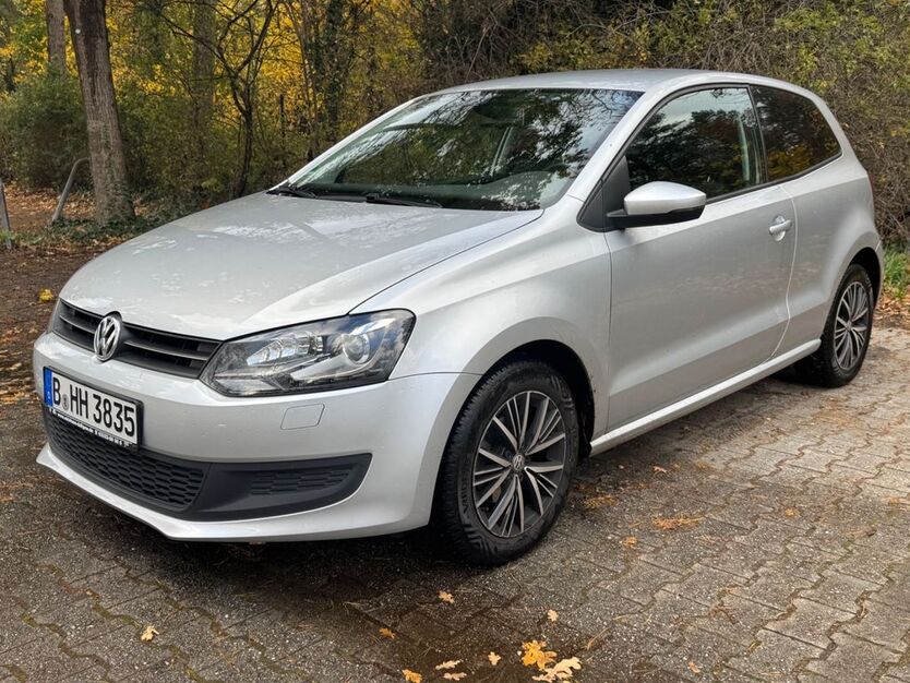 VW Polo 33.600 km 9.450 € Berlin 13589