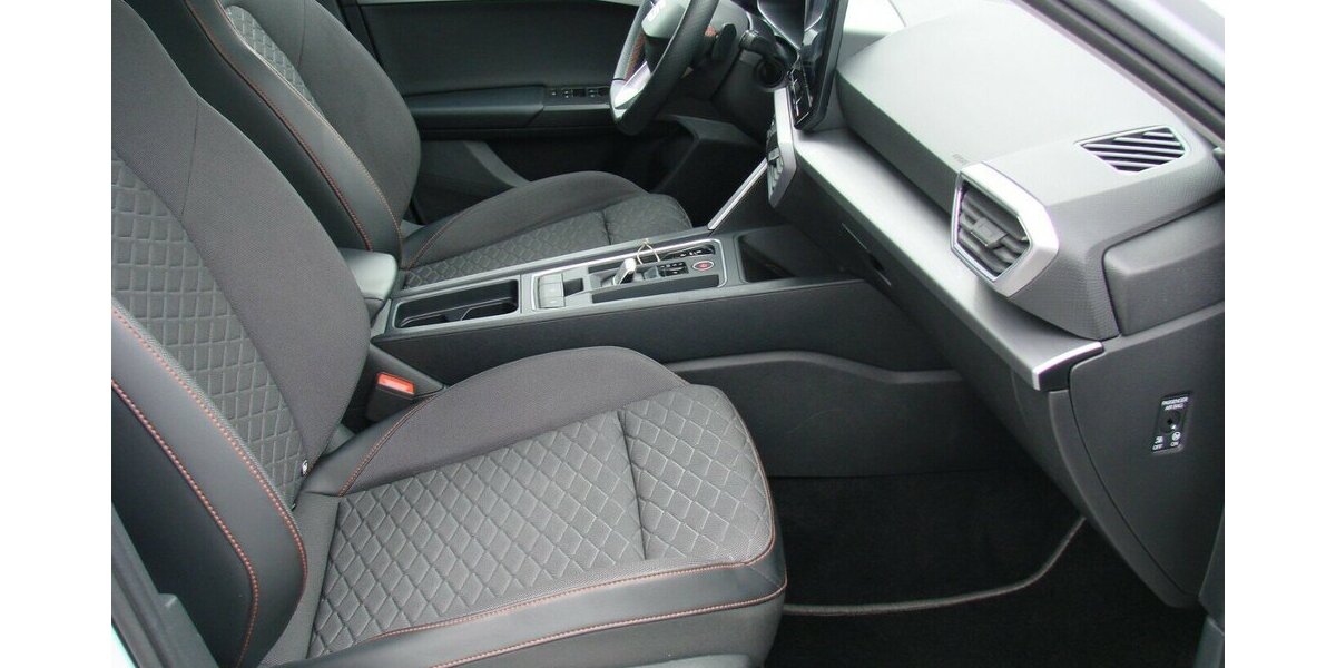 Seat Leon 1.5TSi Hybrid FR ACC LED Kamera 26.551 km 24.980 &euro; Falkensee 14612