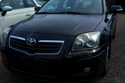 Toyota Avensis 152.000 km 3.999 &euro; Berlin 13597