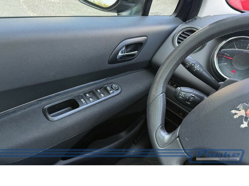 Peugeot 5008 1.6 155 THP Family plus*7Sitz*HUD*Pano*NAV* 143.915 km 7.980 € Berlin 13187