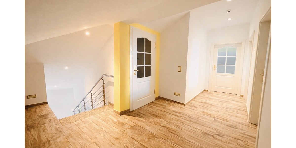 Wandlitz - EFH auf 1.283 Grundstück mit Garten, Terrasse, Garage - nur 500 m zum Wandlitzer See ! - Einfamilienhaus Wandlitz | Angebot:26021185