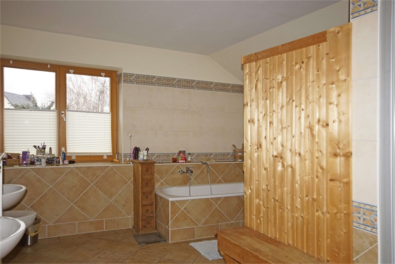 Großzügiges Einfamilienhaus auf 1.840 m² Grundstück mit Teilungspotenzial in Berlin-Blankenburg - Einfamilienhaus Berlin Blankenburg | Angebot:26844854