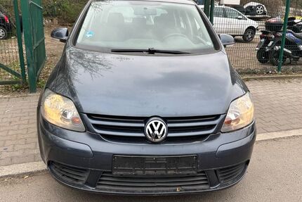 VW Golf 203.975 km 2.400 &euro; Berlin 13597