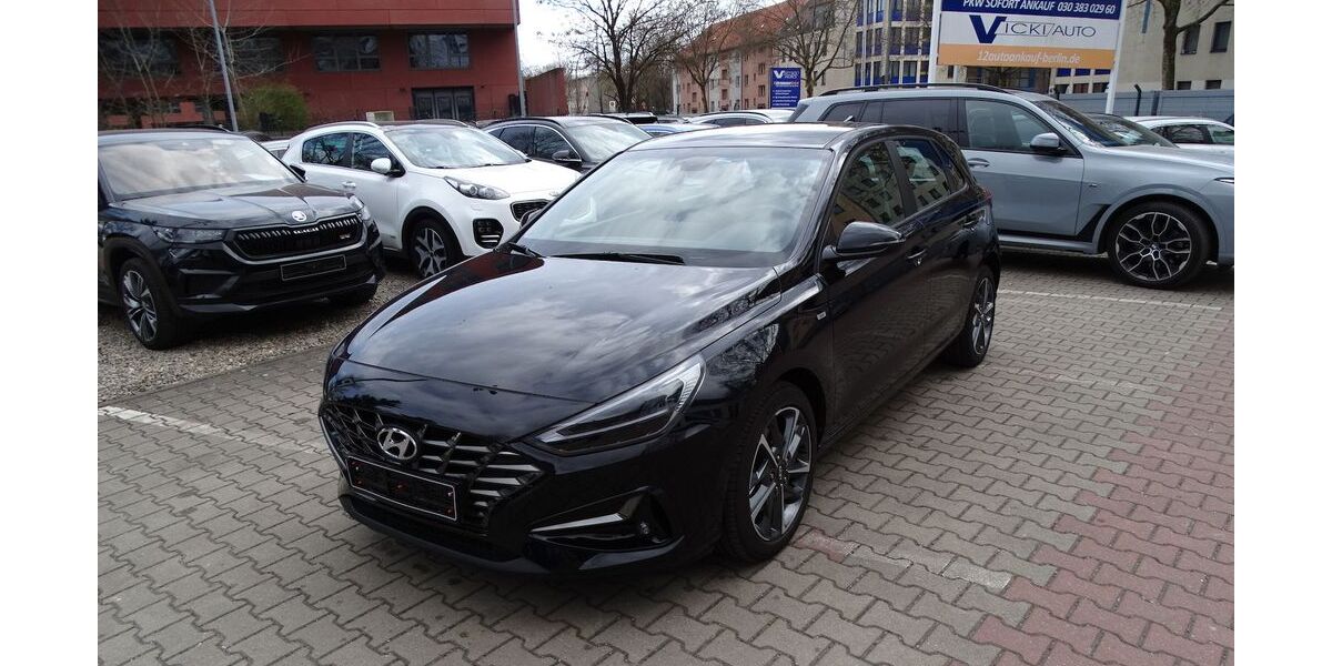 Hyundai i30 22.581 km 19.900 &euro; Berlin 12359