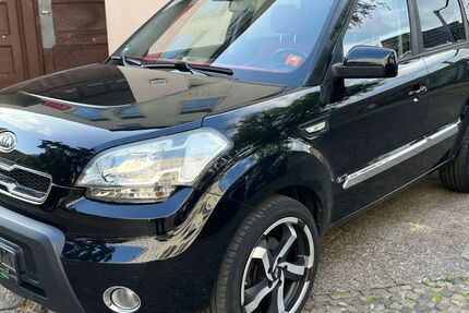 Kia Soul 190.000 km 4.700 € Berlin 13359