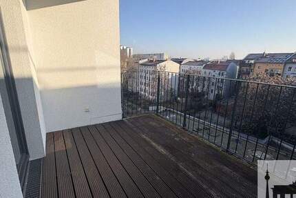 Wohnung Berlin Lichtenberg - 3 Zimmer, 116 m&sup2;, 2.098&euro; | Angebot:24973513