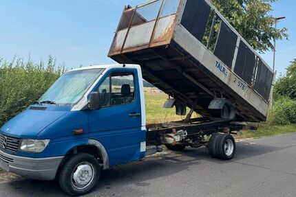Mercedes-Benz Sprinter 185.665 km 5.950 &euro; Berlin 13629