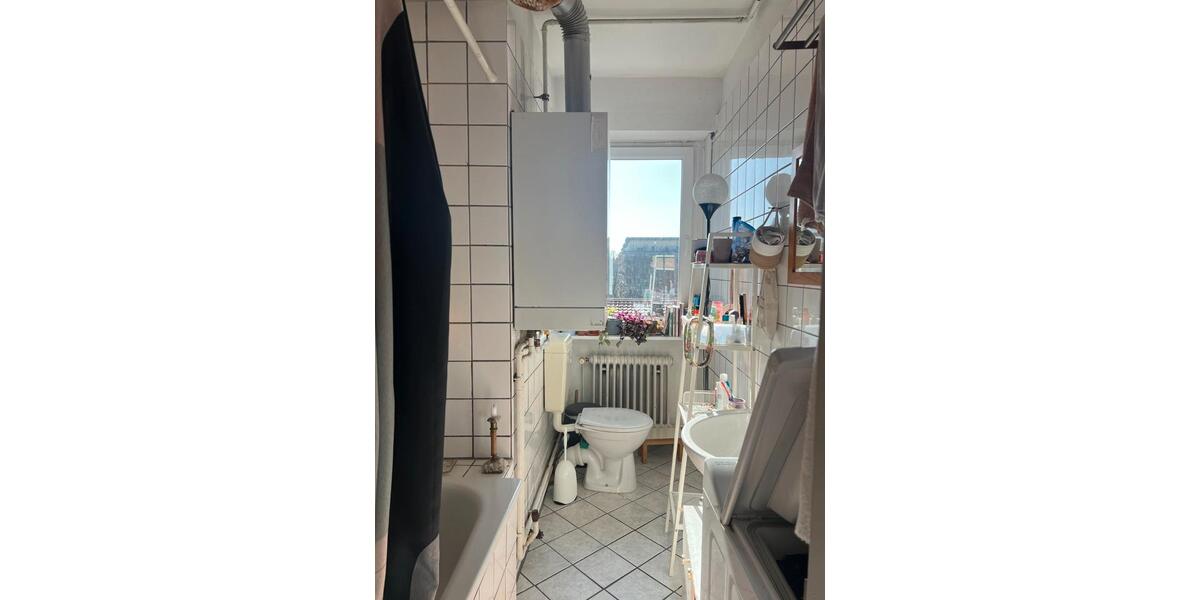 Dachgeschoßwohnung Berlin Neukölln - 3 Zimmer, 75 m&sup2;, 950&euro; | Angebot:26679529