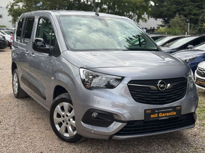 Opel Combo Life 106.000 km 19.890 € Berlin 13127