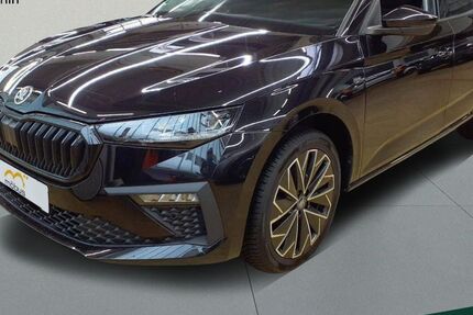 Skoda Scala 27.370 km 22.849 &euro; Berlin 13088