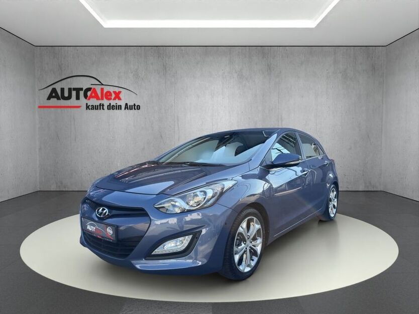 i30