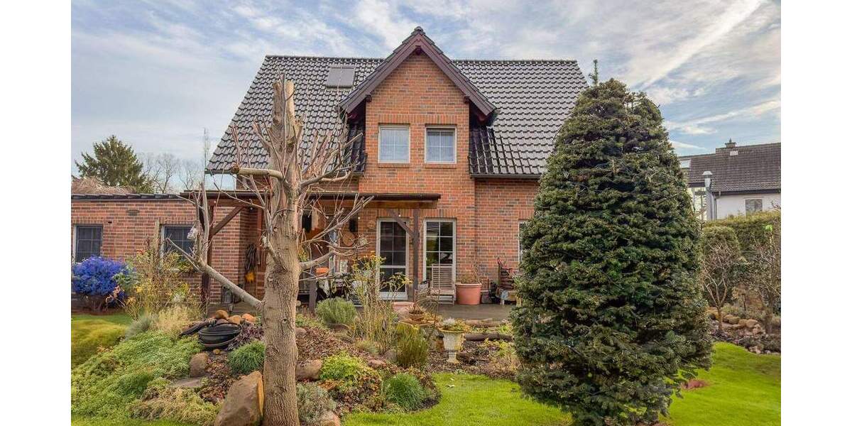 Einfamilienhaus Leegebruch - 5 Zimmer, 185 m&sup2;, 259.000&euro; | Angebot:25673927