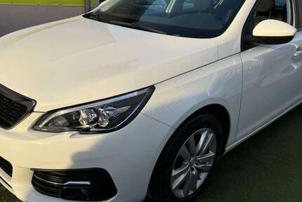 Peugeot 308 53.000 km 12.990 &euro; Falkensee bei Berlin 14612