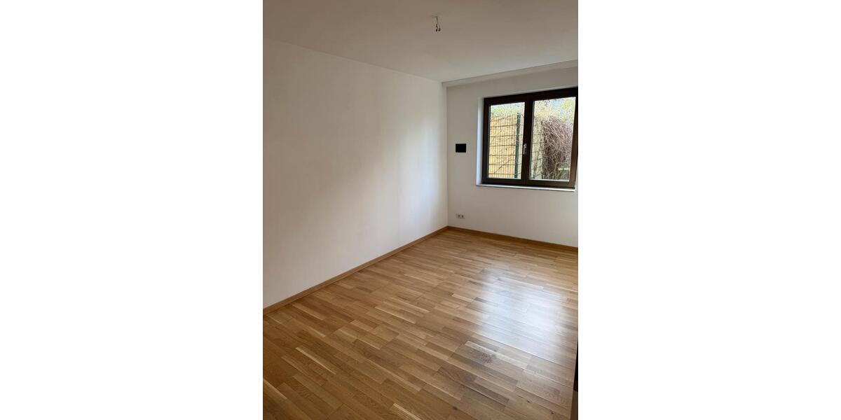 Erdgeschoßwohnung Berlin Treptow-Köpenick - 4 Zimmer, 108 m&sup2;, 1.980&euro; | Angebot:26470084